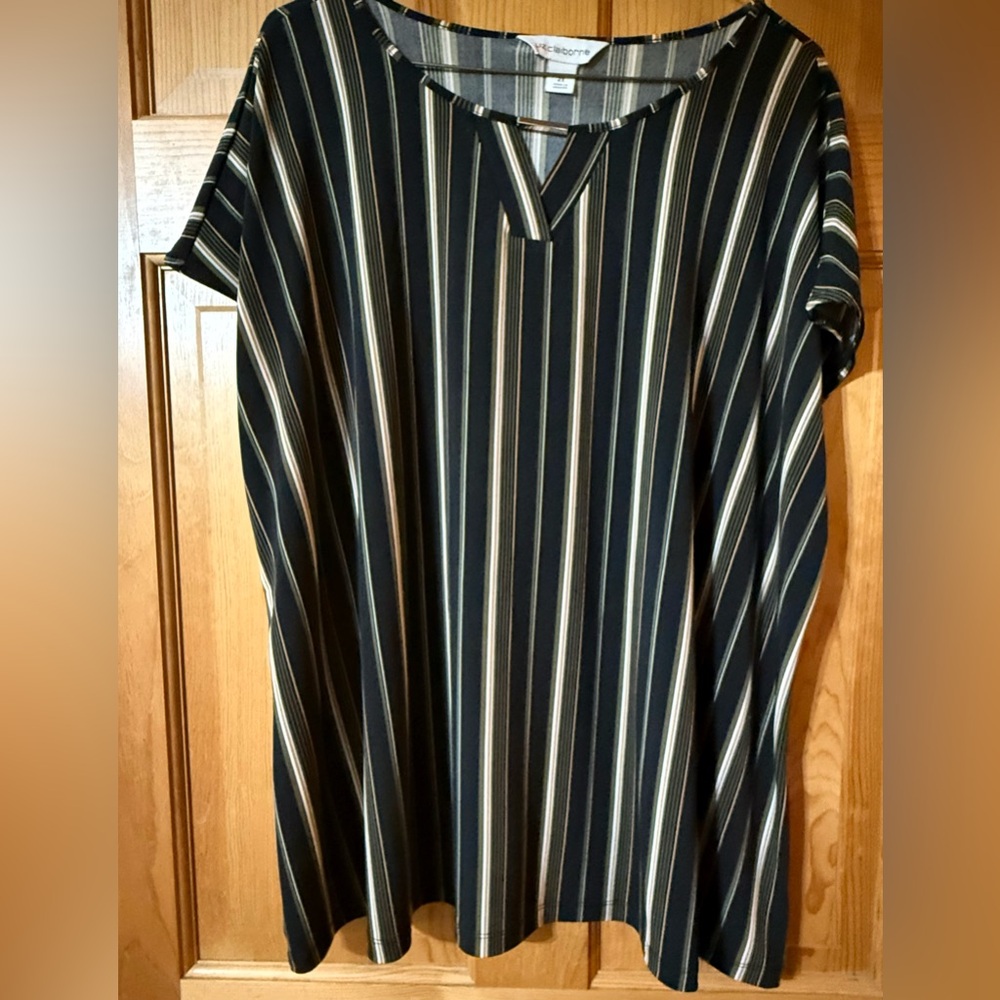 Woman’s sleeveless top